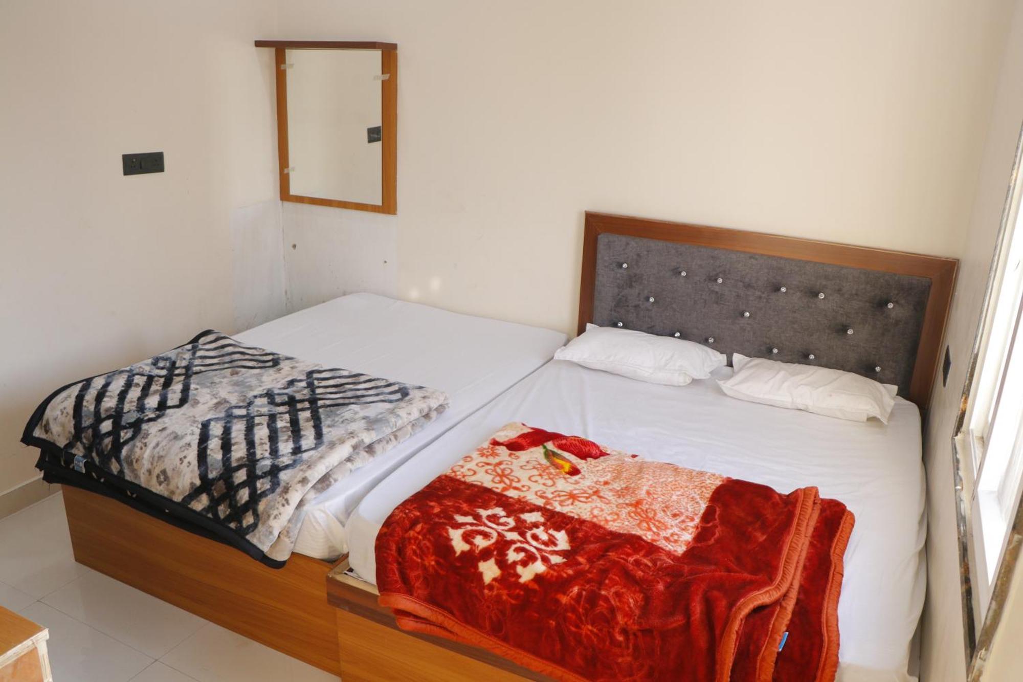 Dolphin Guest House Mathura Luaran gambar